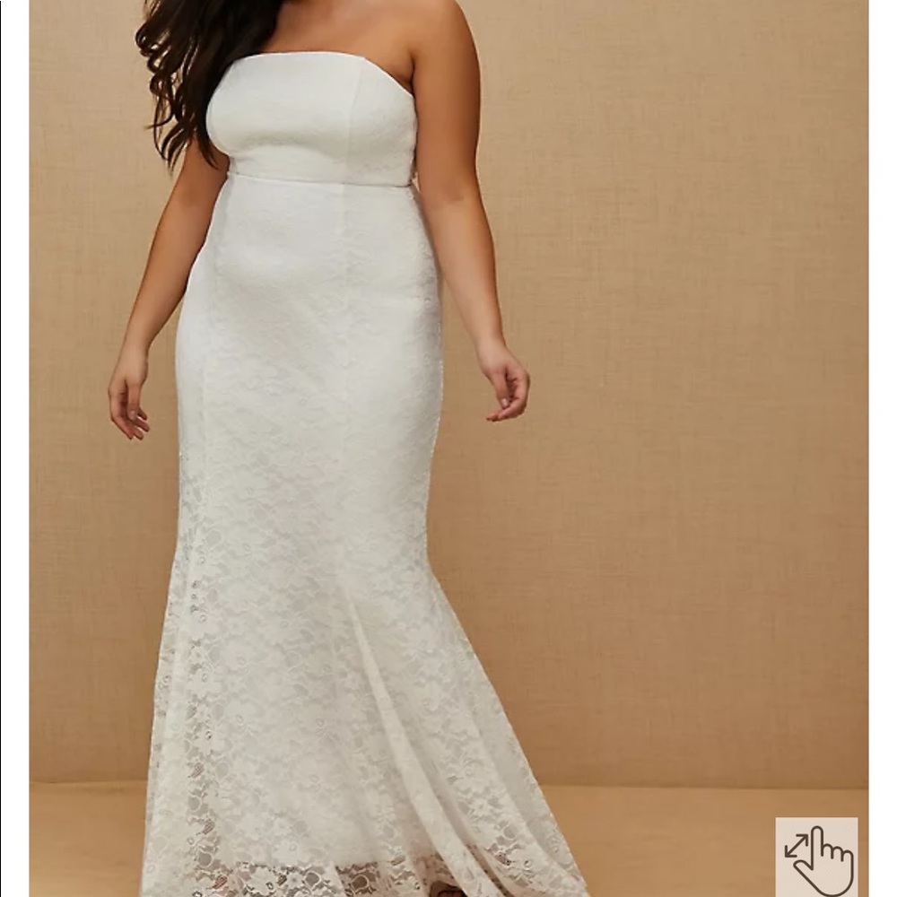 Torrid WHITE LACE STRAPLESS FIT & FLARE WEDDING DRESS BNWT SIZE 18